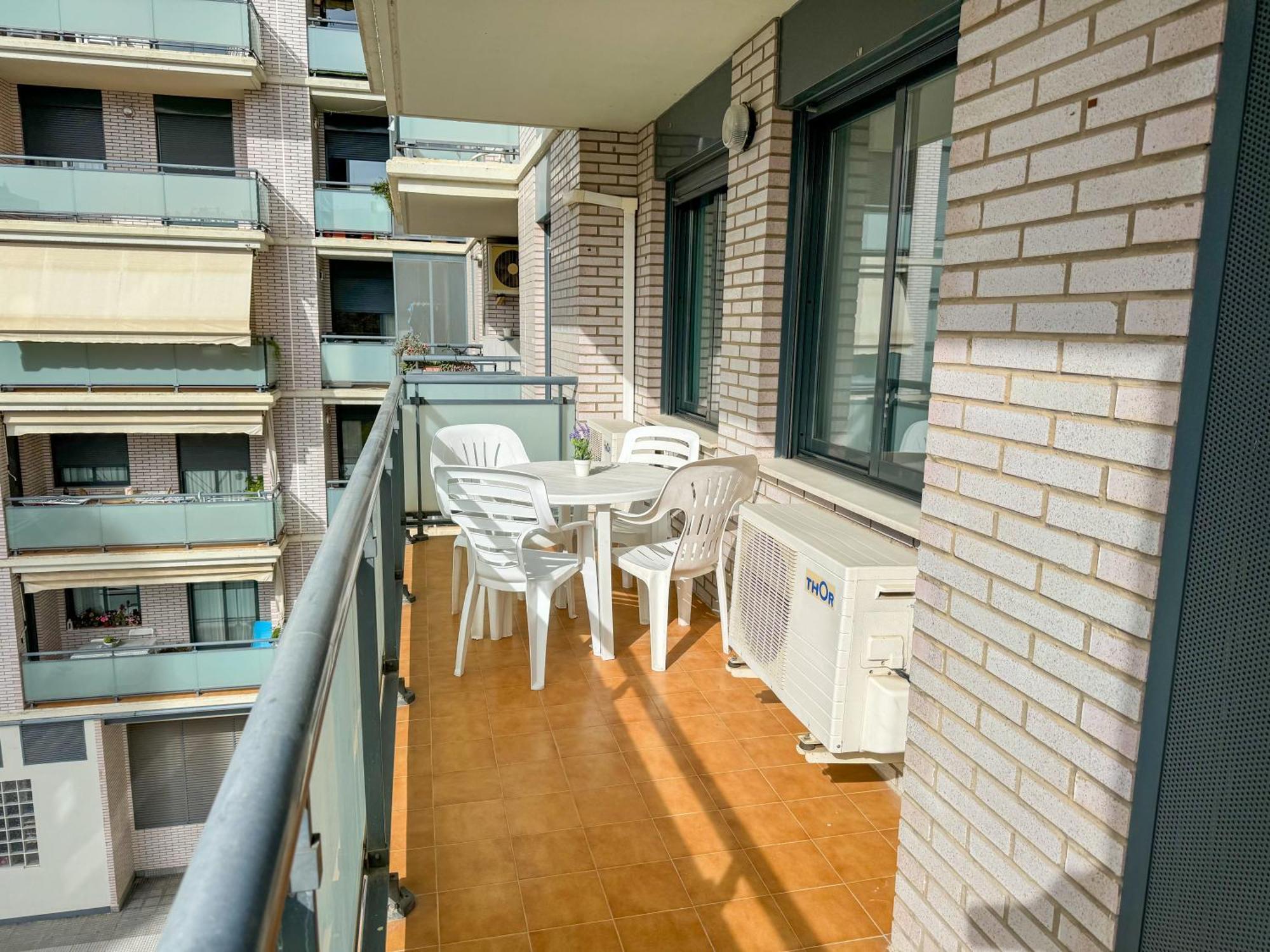 Reina Del Pilar Comotucasa Zaragoza Ngoại thất bức ảnh